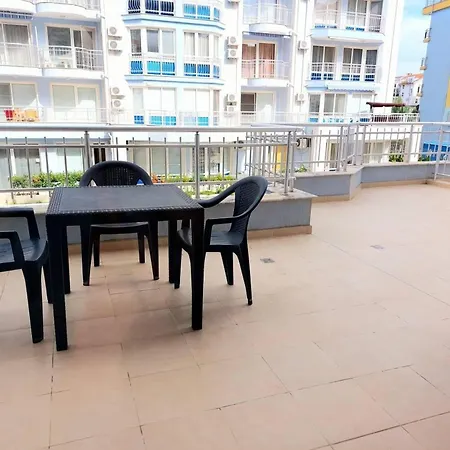 Sunny Dream Family In Appartement Slantchev Briag